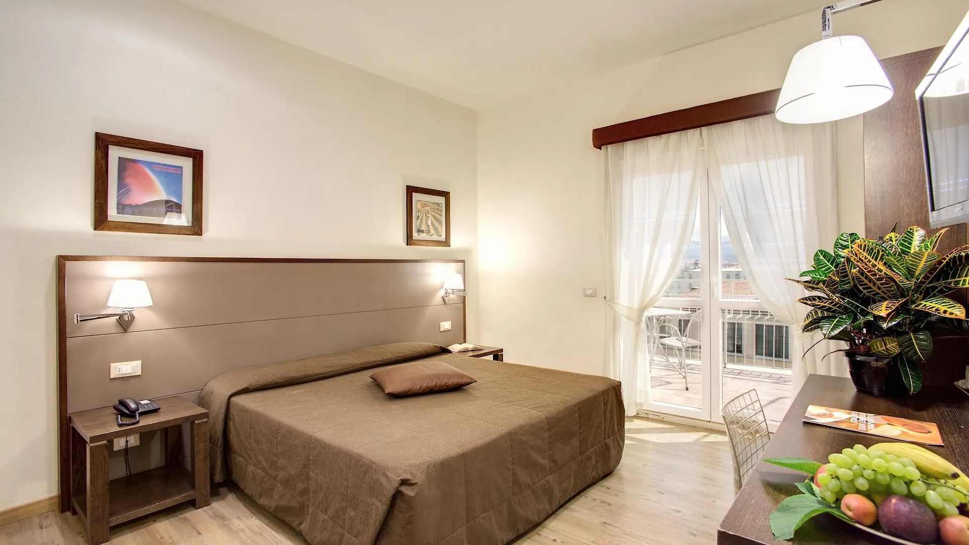***  Hotel Delle Nazioni Florence Italy